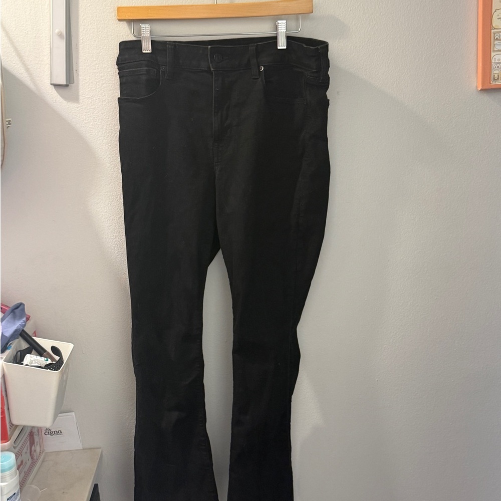 American Eagle Outfitters Dark Wash Slight Flare Jeans in Short 12